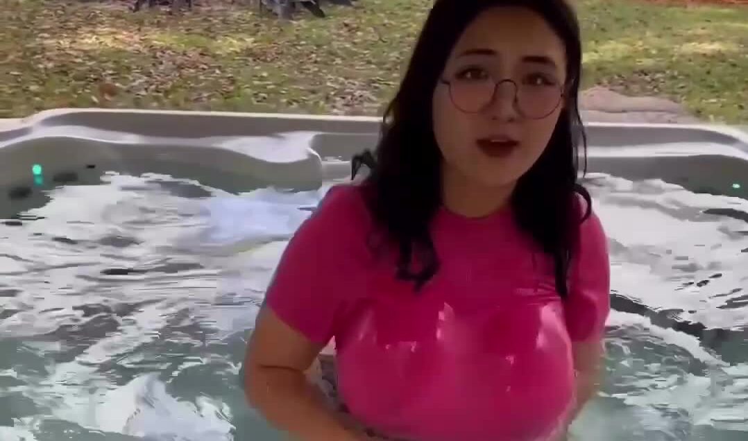 Aroomikim Leaked Onlyfans She Already Had Floaties Cake Teen 18