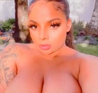 KKVSH onlyfans leak – Topless show off perfect Boobs
