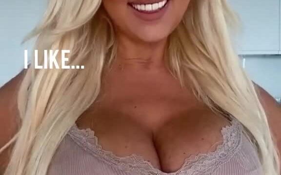 susanna penttilä onlyfans leak – Hot mom show off gorgeous boobs