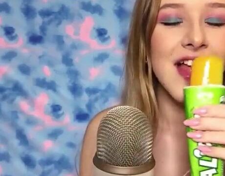 Diddly ASMR Patreon Lollipop Licking Lewd Video